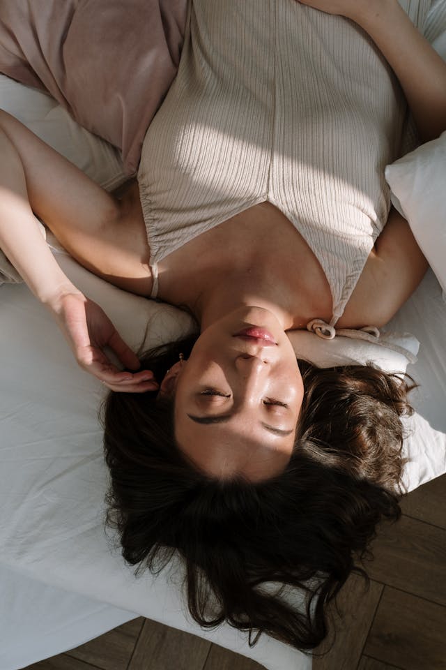 Autumn Reset Rituals: Simple Tools to Shift Stress, Sleep Better, and Restore Energy